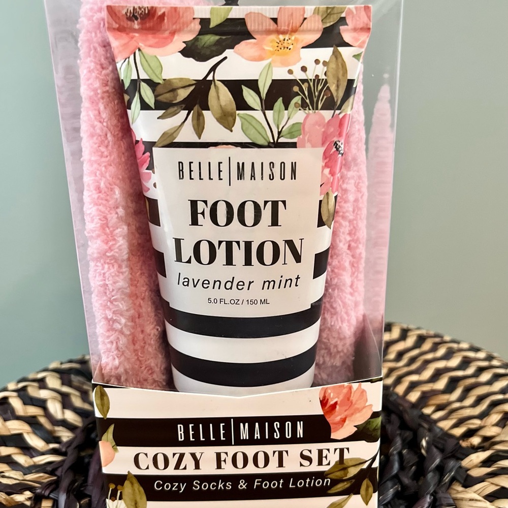 Belle Madison- Foot Lotion Set